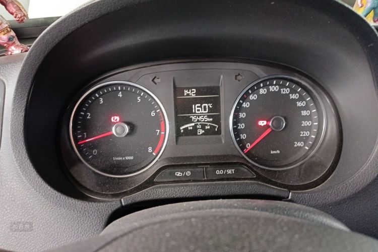 Volkswagen Polo 2014 #13 Volkswagen Polo 2014 car image #13