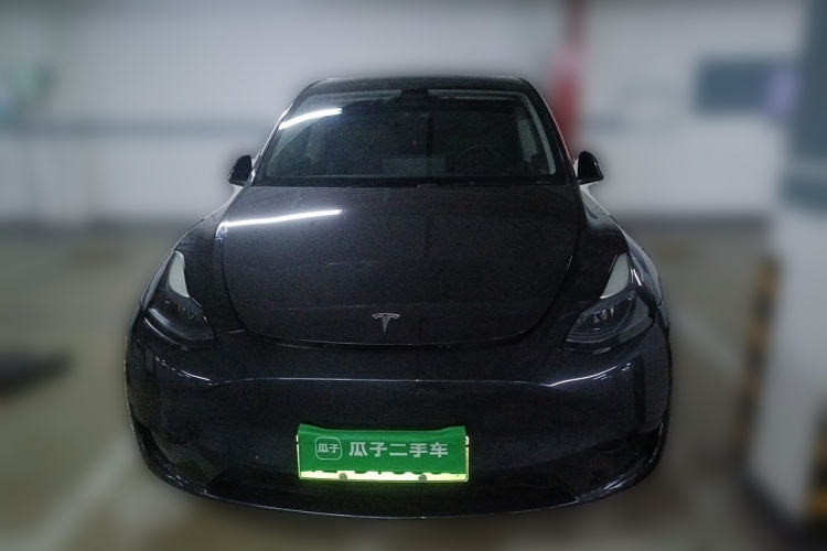Tesla Model Y 2024 #3 Tesla Model Y 2024 car image #3