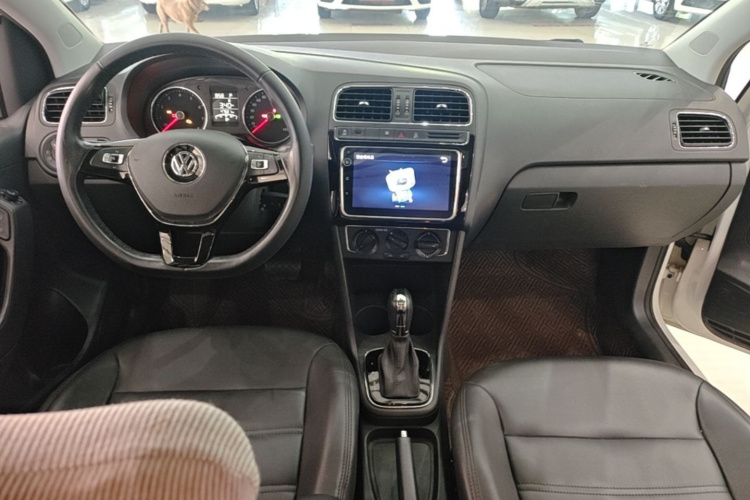 Volkswagen Polo 2018 image de voiture #10