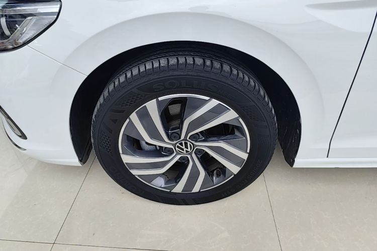Volkswagen Bora 2024 car image #3