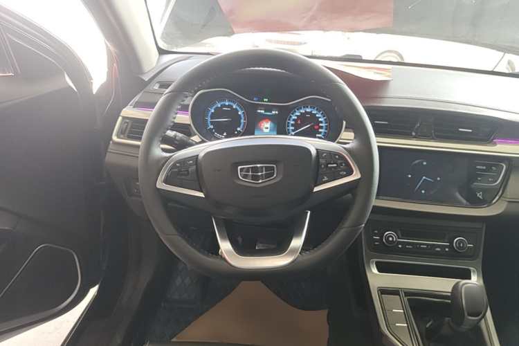 GEELY Emgrand 2019 #11 GEELY Emgrand 2019 صورة سيارة #11
