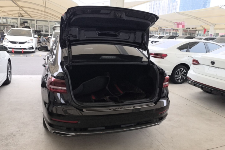 Volkswagen Lavida 2021 car image #19