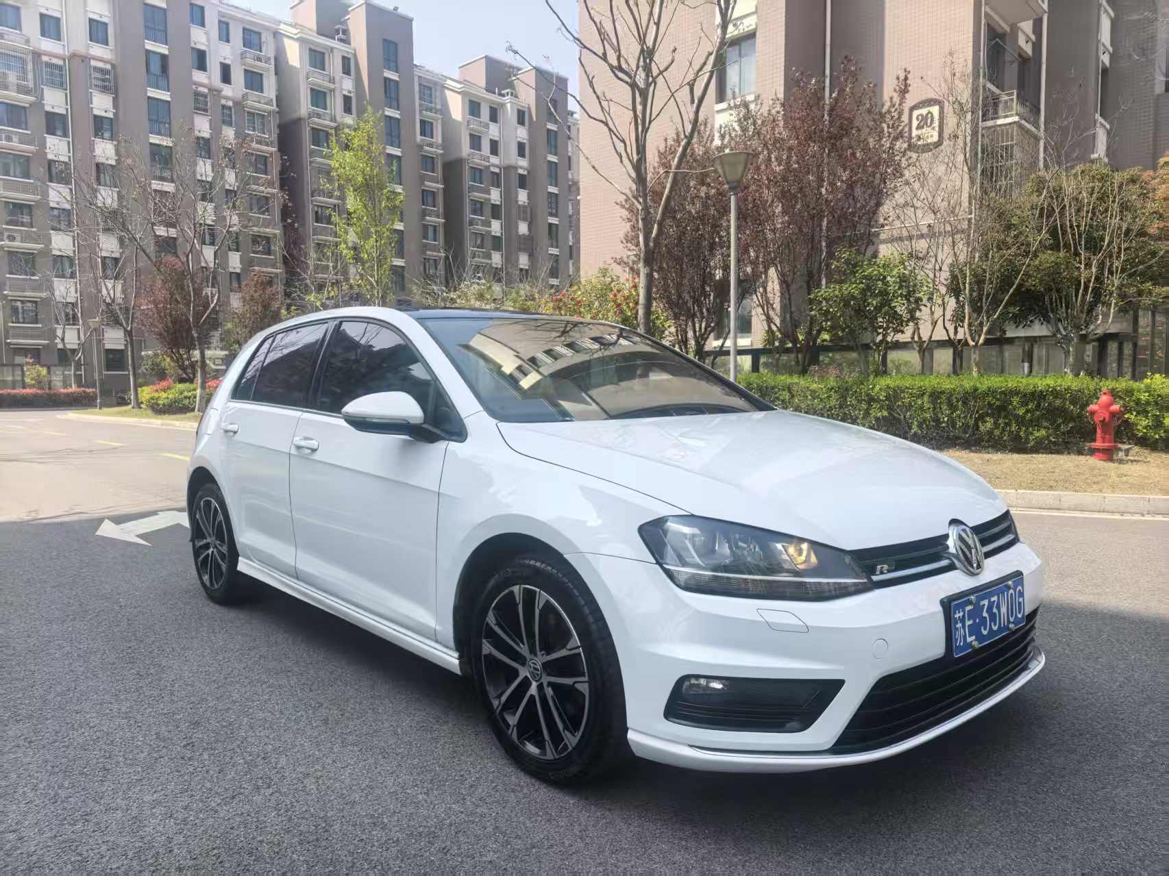 Volkswagen Golf 2017 Volkswagen Golf 2017 car image