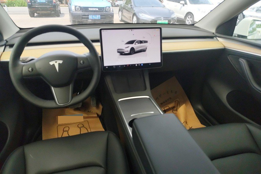 Tesla Model Y 2023 imagem de carro #5