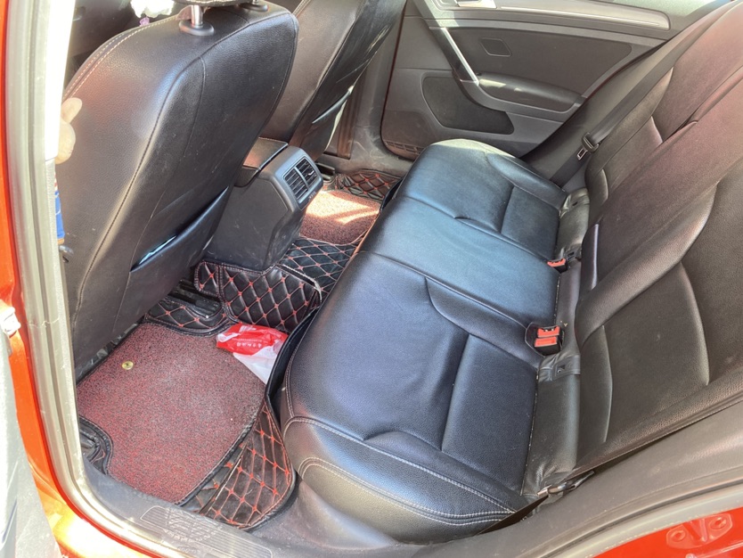 Volkswagen Golf 2017 car image #4