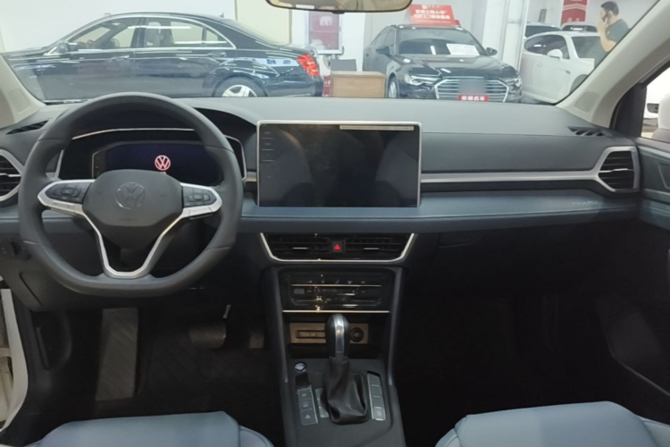 Volkswagen Tharu 2025 car image #10