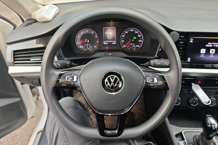 Volkswagen Lavida 2020 car image #11