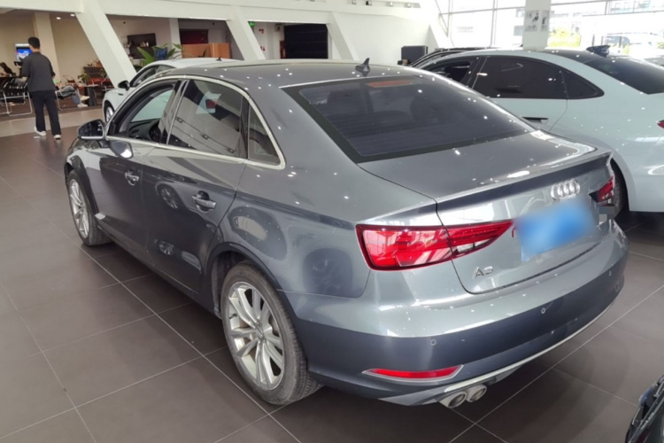 Audi A3 2019 car image #5