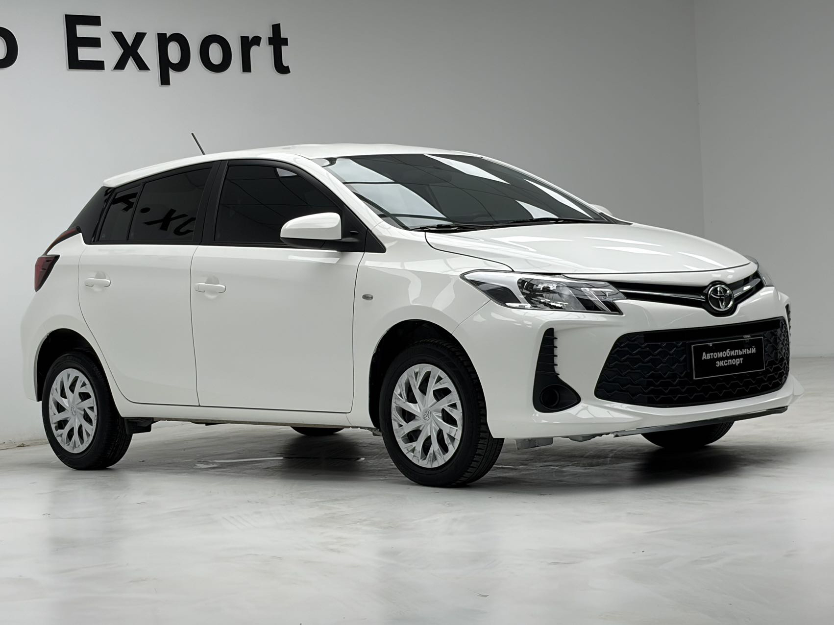 Toyota Vios FS 2023 #9 Toyota Vios FS 2023 car image #9