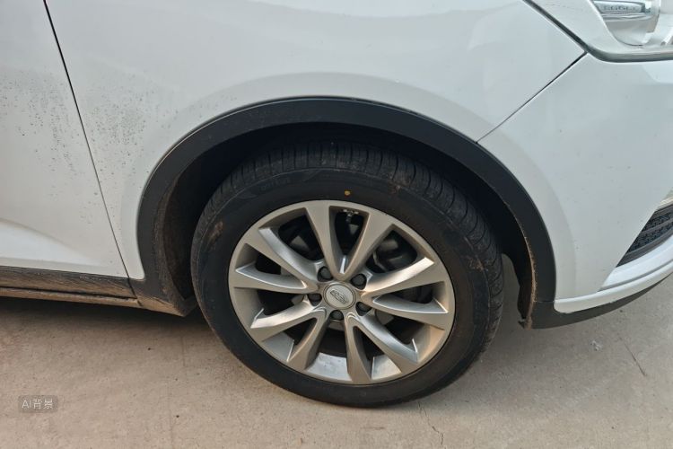 GEELY Emgrand GS 2018 car image #9