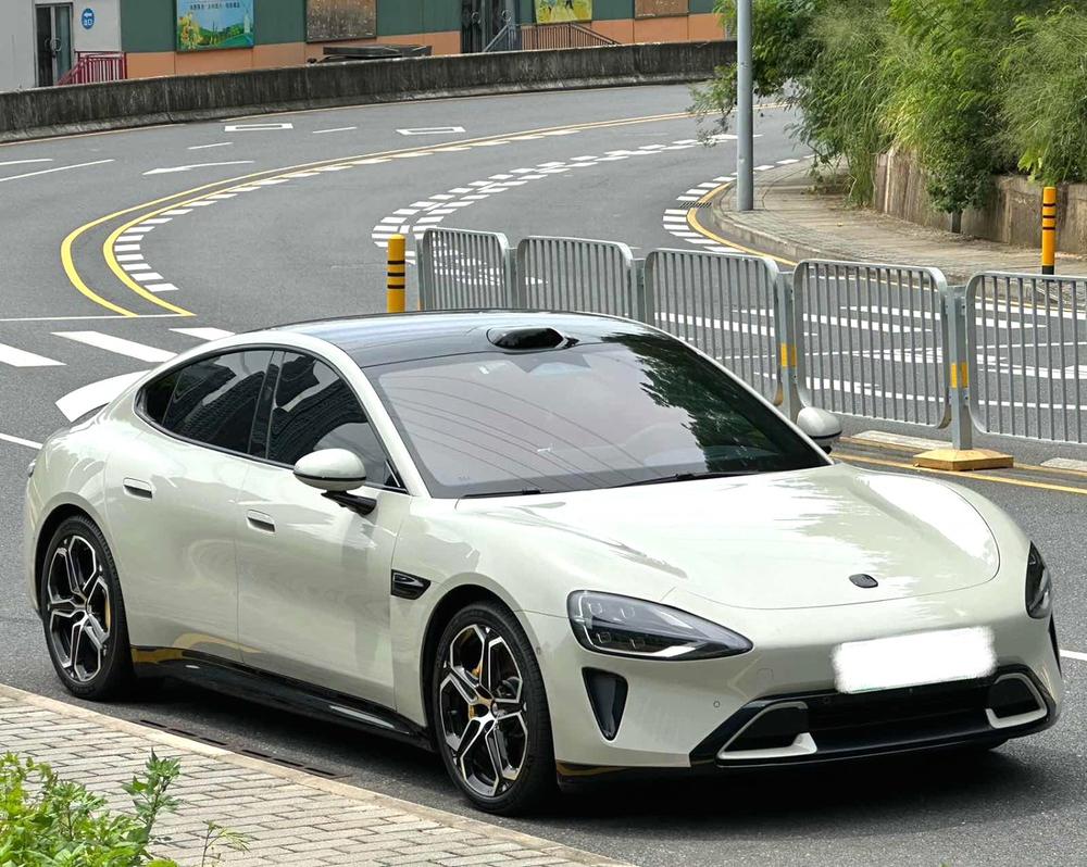 MI SU7 2025 car image #3