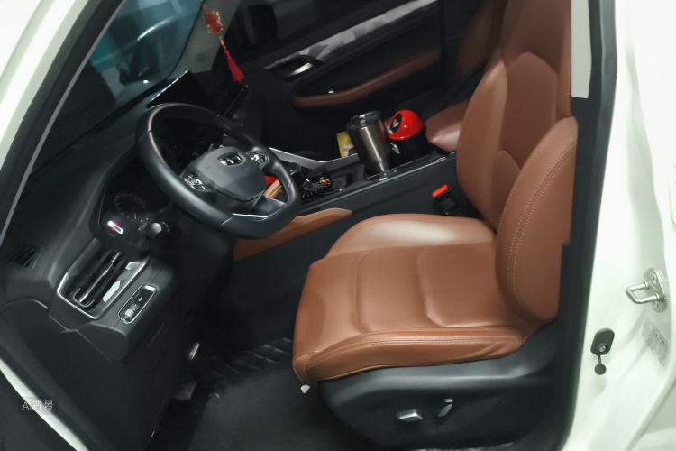 GEELY Vision X6 2022 immagine di auto #17