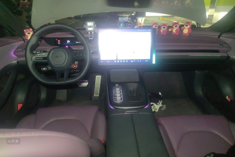 MI SU7 2025 immagine di auto #11