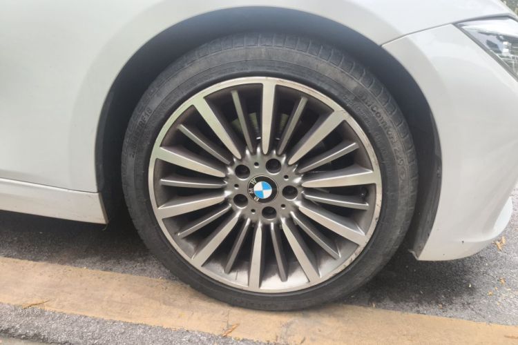 BMW 3 Series 2019 #9 BMW 3 Series 2019 car image #9