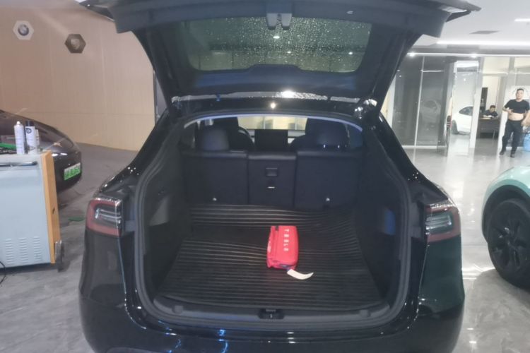 Tesla Model Y 2022 #19 Tesla Model Y 2022 immagine di auto #19