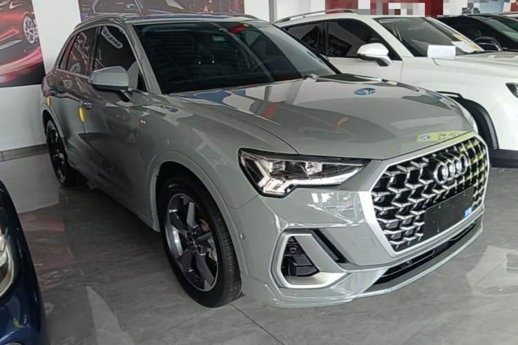 Audi Q3 2024 #6 Audi Q3 2024 car image #6