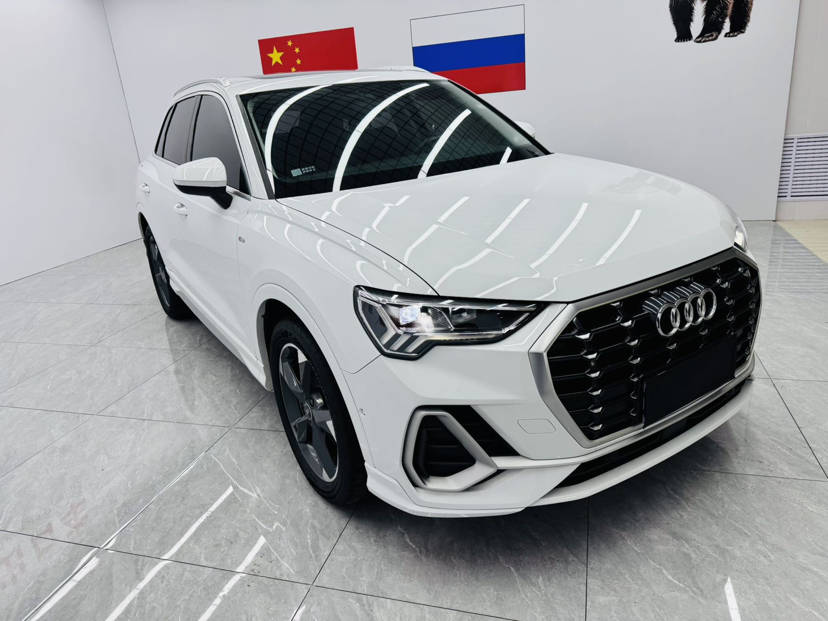 Audi Q3 2023 #3 Audi Q3 2023 car image #3