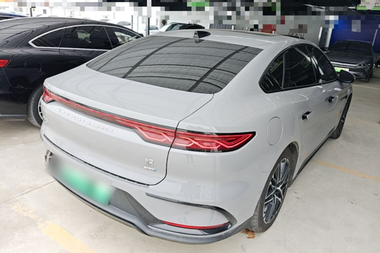BYD Han 2025 #7 BYD Han 2025 car image #7