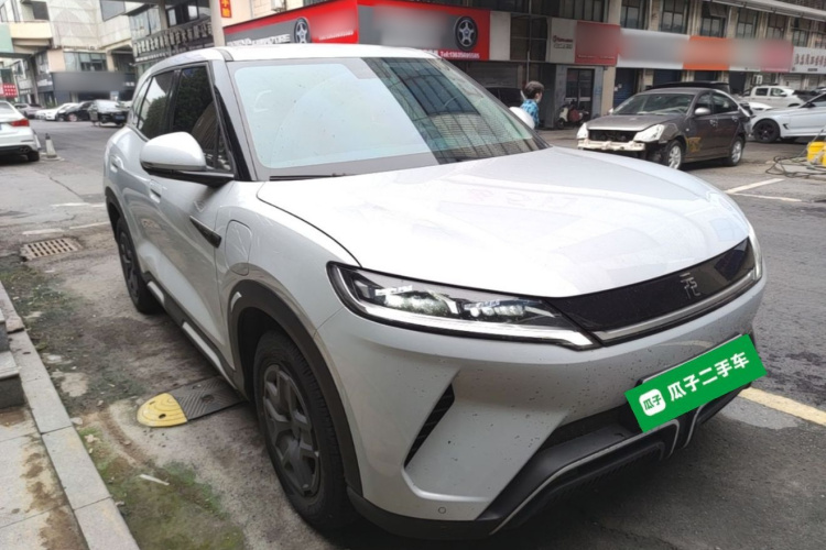 BYD YuanUP 2024 #6 BYD YuanUP 2024 car image #6