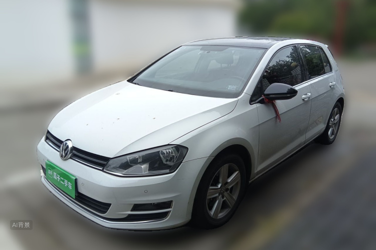 Volkswagen Golf 2017 car image #2