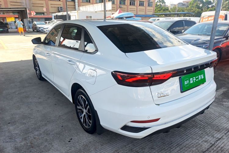 GEELY Emgrand 2023 #7 GEELY Emgrand 2023 car image #7