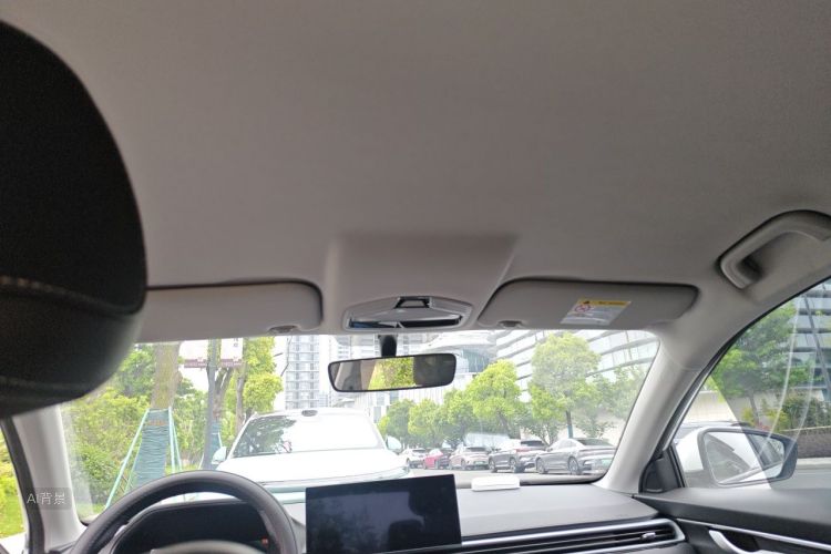 GEELY Emgrand 2026 car image #20