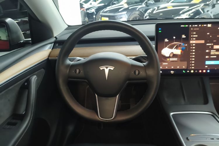Tesla Model Y 2022 #11 Tesla Model Y 2022 immagine di auto #11