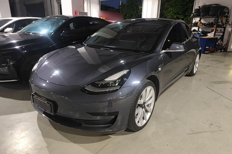 Tesla Model 3 2020 immagine di auto #2