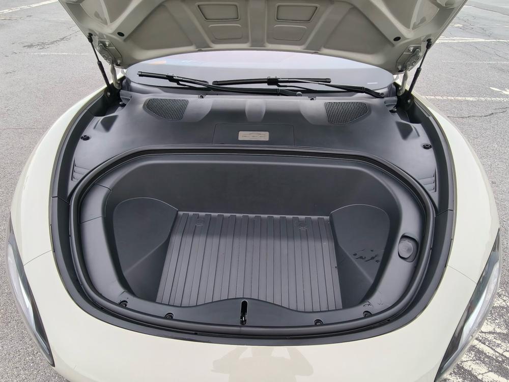 MI SU7 2024 immagine di auto #16