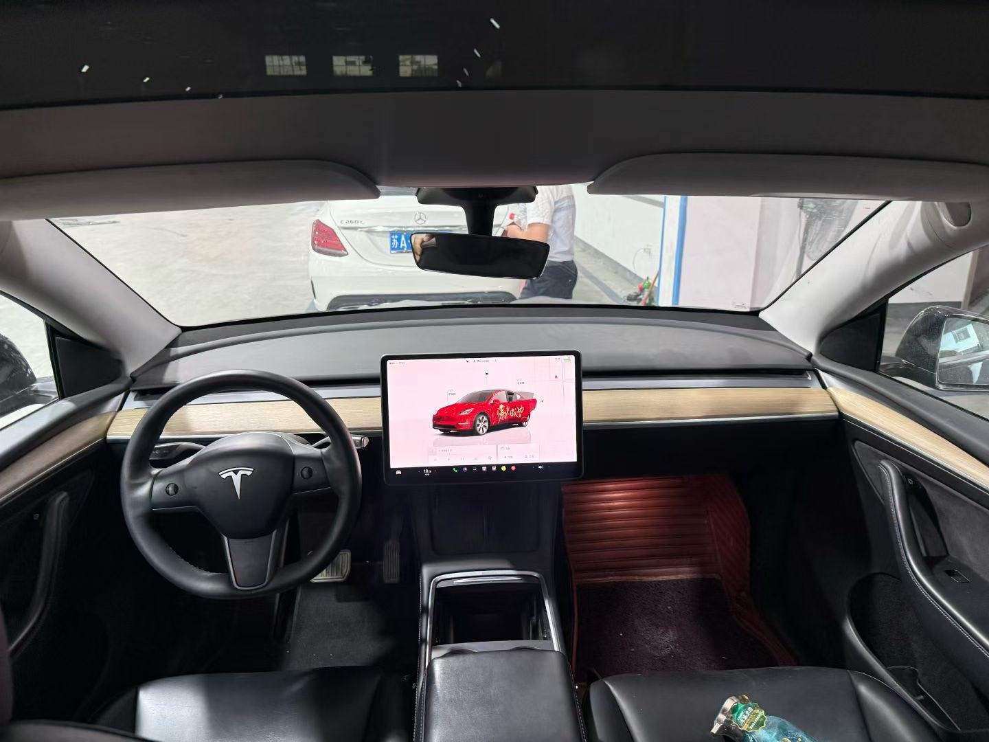Tesla Model Y 2022 car image #7