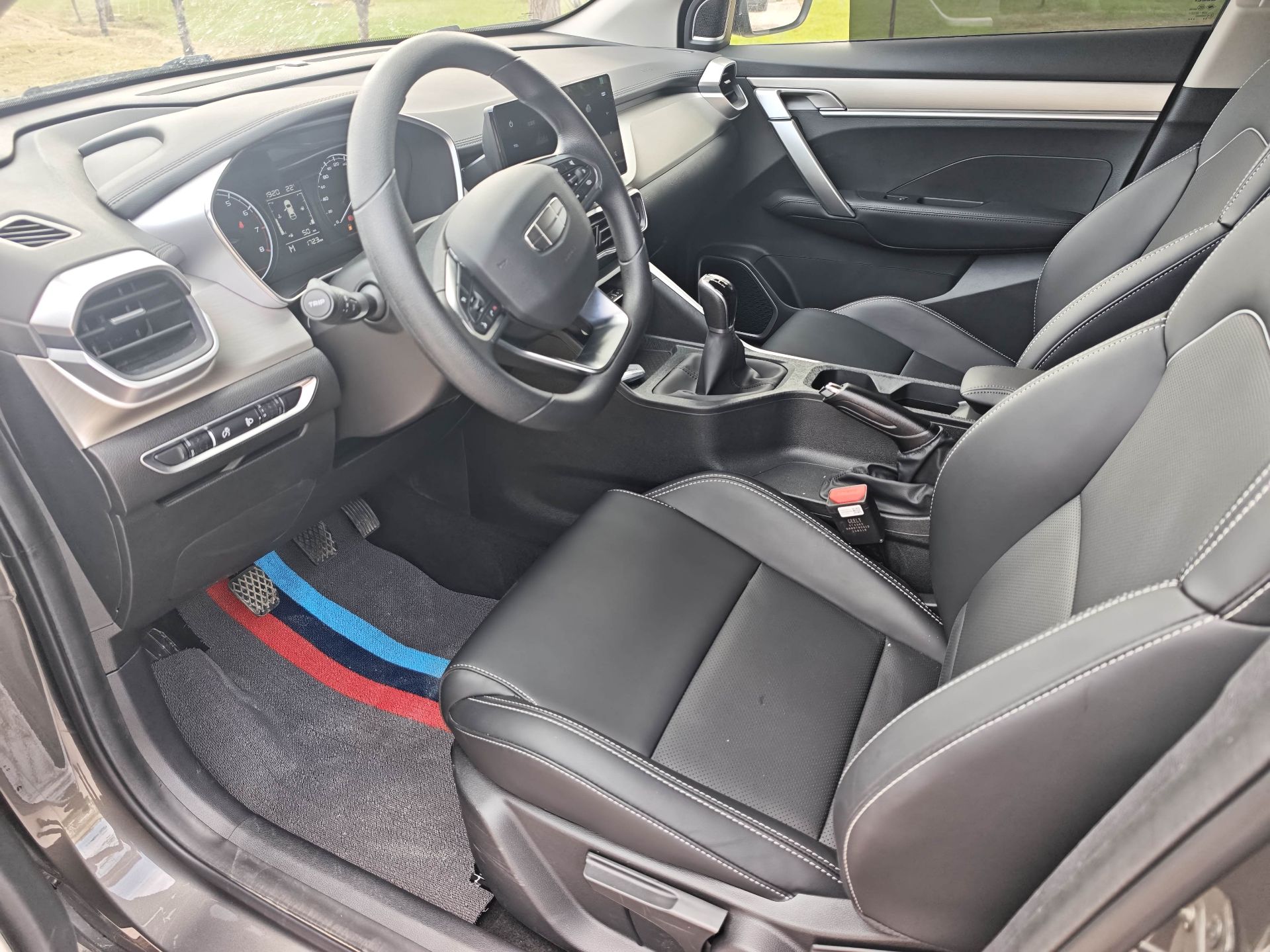 GEELY Coolray 2025 immagine di auto #11