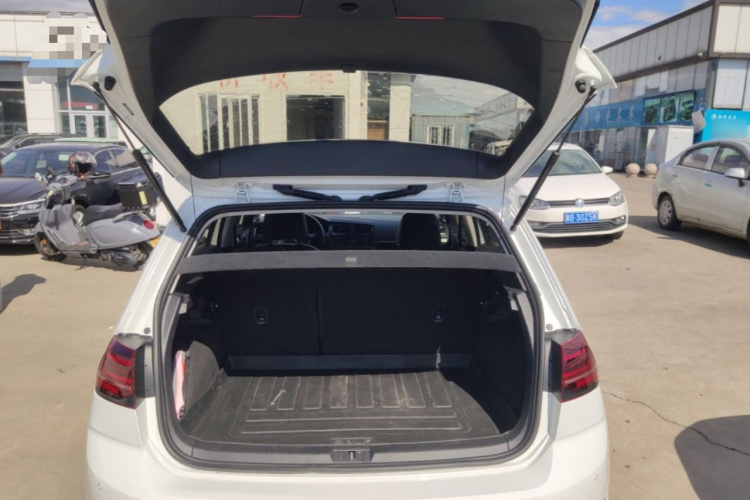 Volkswagen Golf 2018 #19 Volkswagen Golf 2018 car image #19