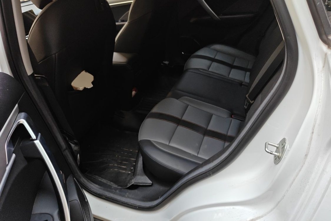 GEELY Coolray 2024 imagen de coche #20
