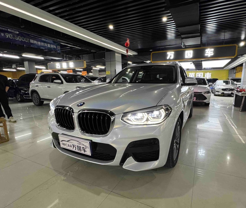 BMW X3 2021 car image #2