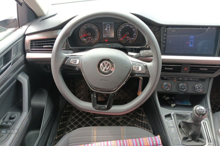 Volkswagen Lavida 2018 car image #12