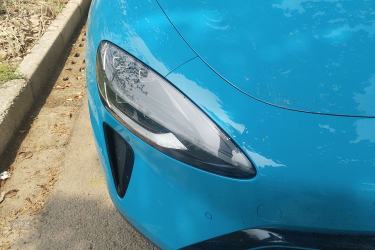 MI SU7 2024 image de voiture #8