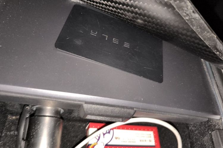 Tesla Model Y 2021 #10 Tesla Model Y 2021 car image #10