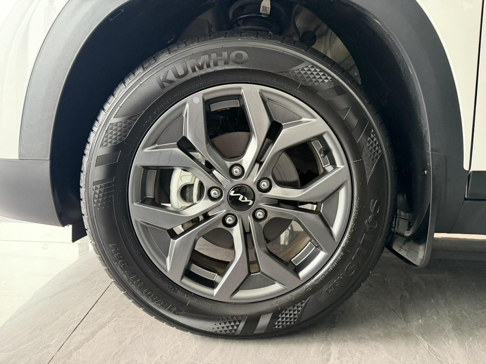 Kia Seltos 2023 car image #15