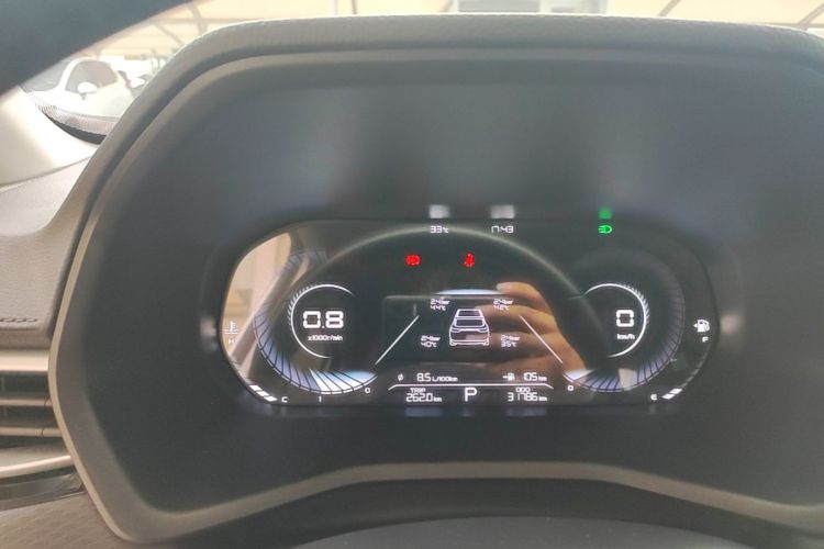 GEELY Emgrand 2022 car image #16