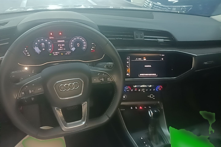 Audi Q3 2021 #10 Audi Q3 2021 car image #10
