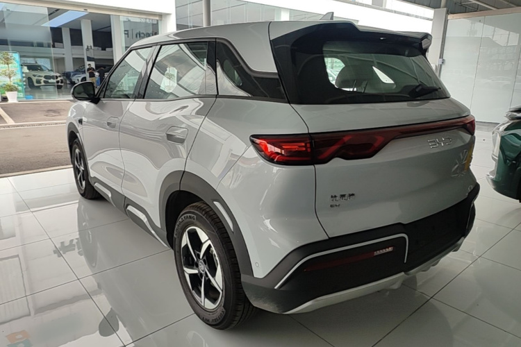 BYD YuanUP 2026 car image #5