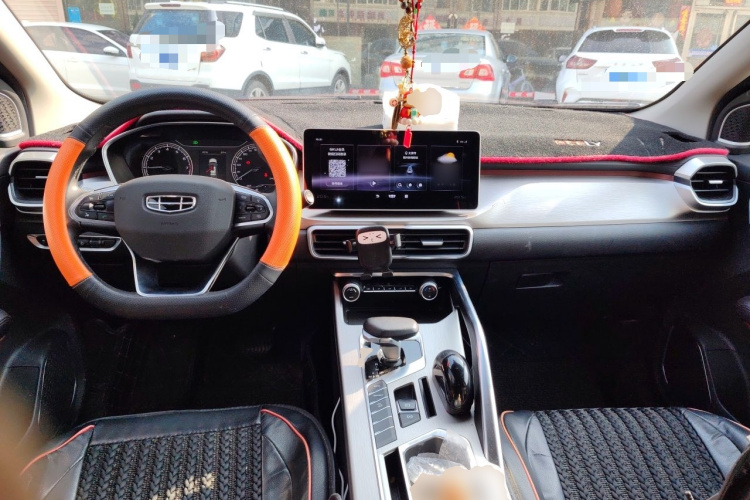 GEELY Coolray 2023 #12 GEELY Coolray 2023 car image #12