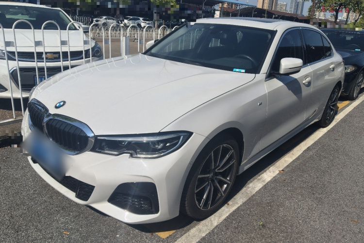 BMW 3 Series 2020 car image #2