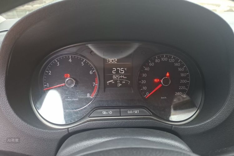 Volkswagen Polo 2015 car image #14