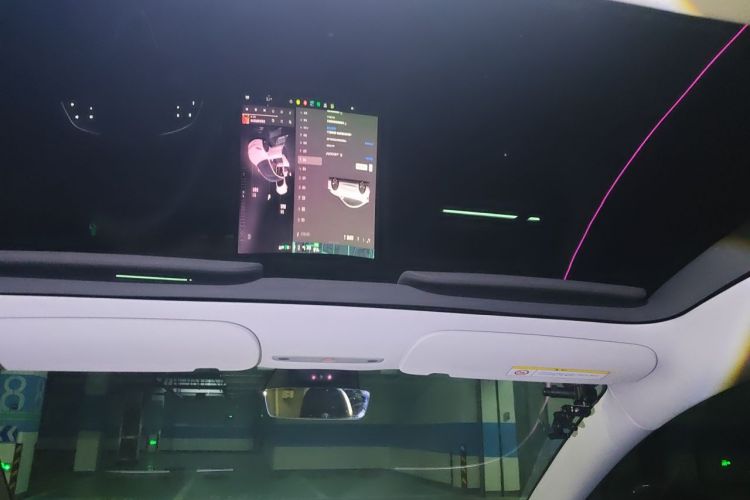 Tesla Model 3 2024 car image #16