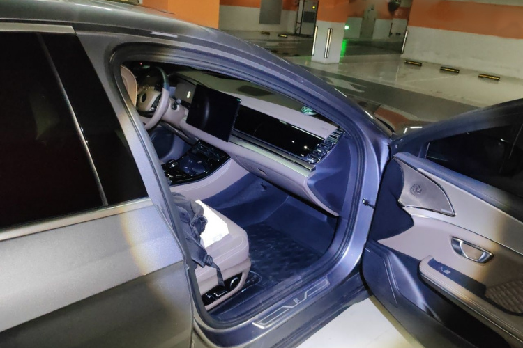 BYD Han 2022 car image #27