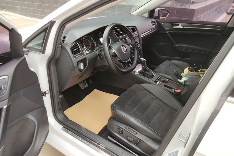 Volkswagen Golf 2018 #15 Volkswagen Golf 2018 car image #15