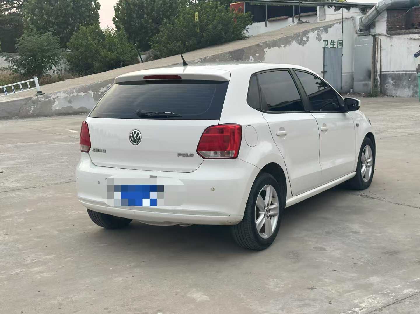 Volkswagen Polo 2012 car image #8