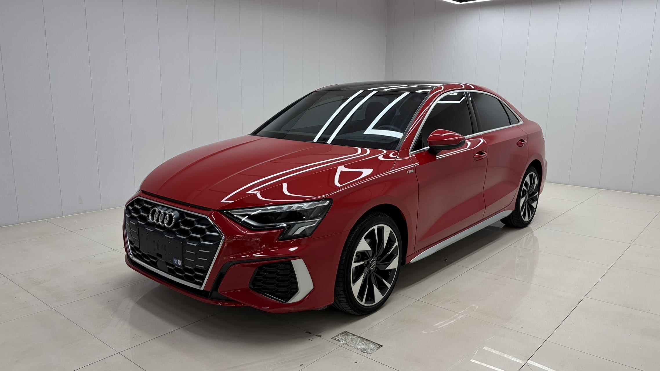 2022 immagine di auto 