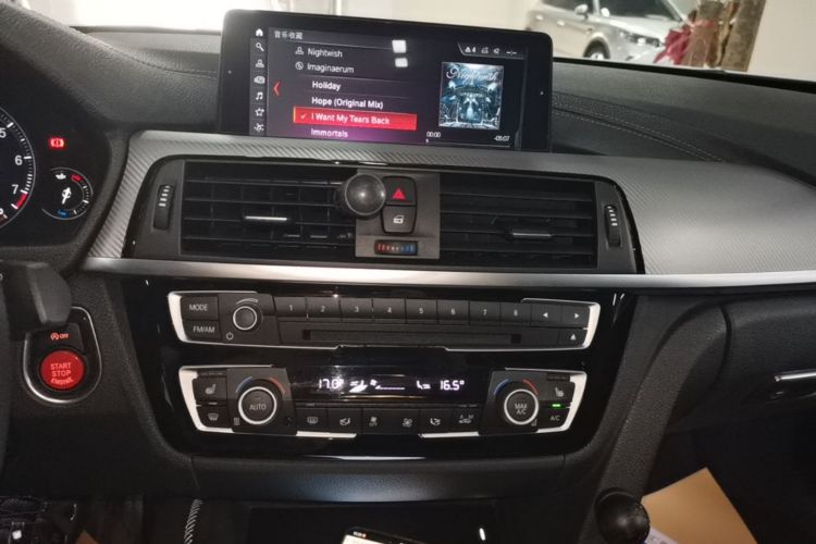 BMW 3 Series 2018 #13 BMW 3 Series 2018 car image #13